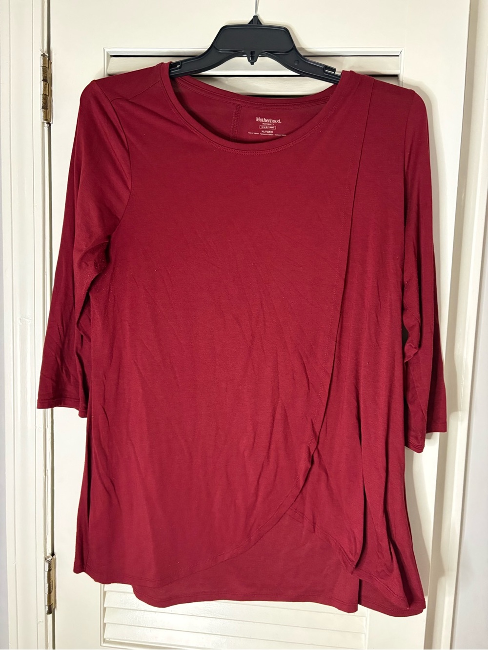Motherhood Maternity Wine Red 3/4 Sleeve Nursing Top